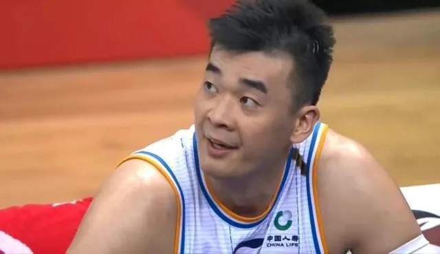 NBA单赛季连败纪录是26连败（76人和骑士），活塞接下来两场比赛将分别客场和主场连续面对篮网（东部第九）。